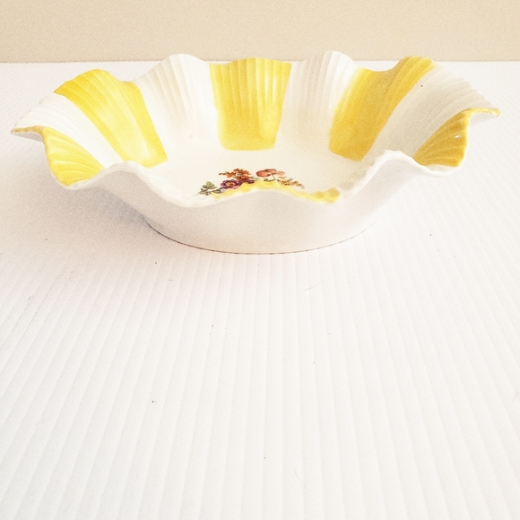Steinmann Porcelain Summer Yellow Striped Vintage Bowl Dainty Floral Design - Picture 3 of 8